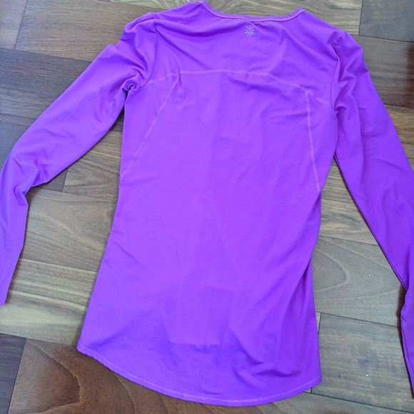 Bundle of 2 Athleta tops - Picture 5 of 7